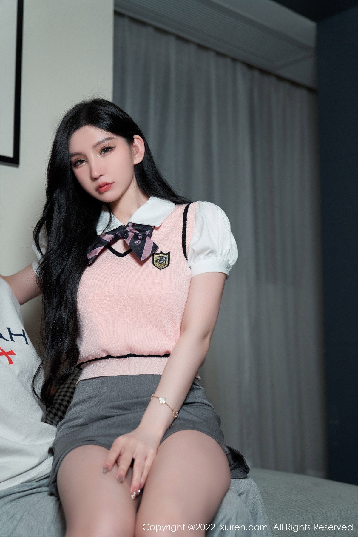 XiuRen秀人网模特周于希第5285期写真套图