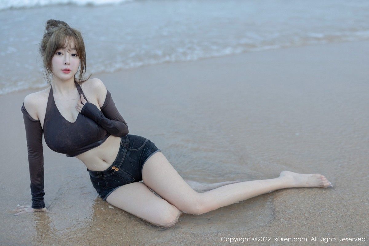 XiuRen秀人网模特王雨纯第5281期写真套图
