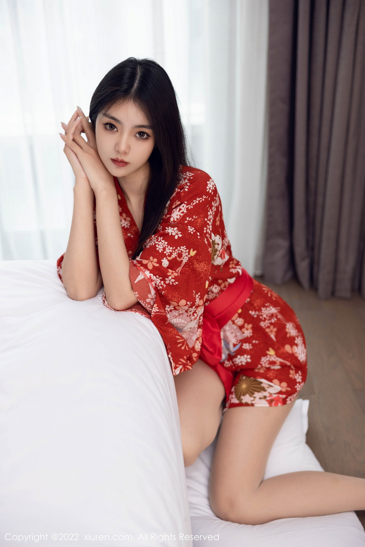 XiuRen秀人网模特可乐第5736期写真套图
